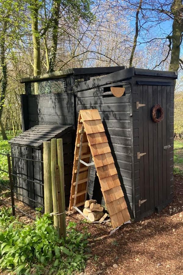Chalet Oku Wooden Pod, Newburgh Priory Estate